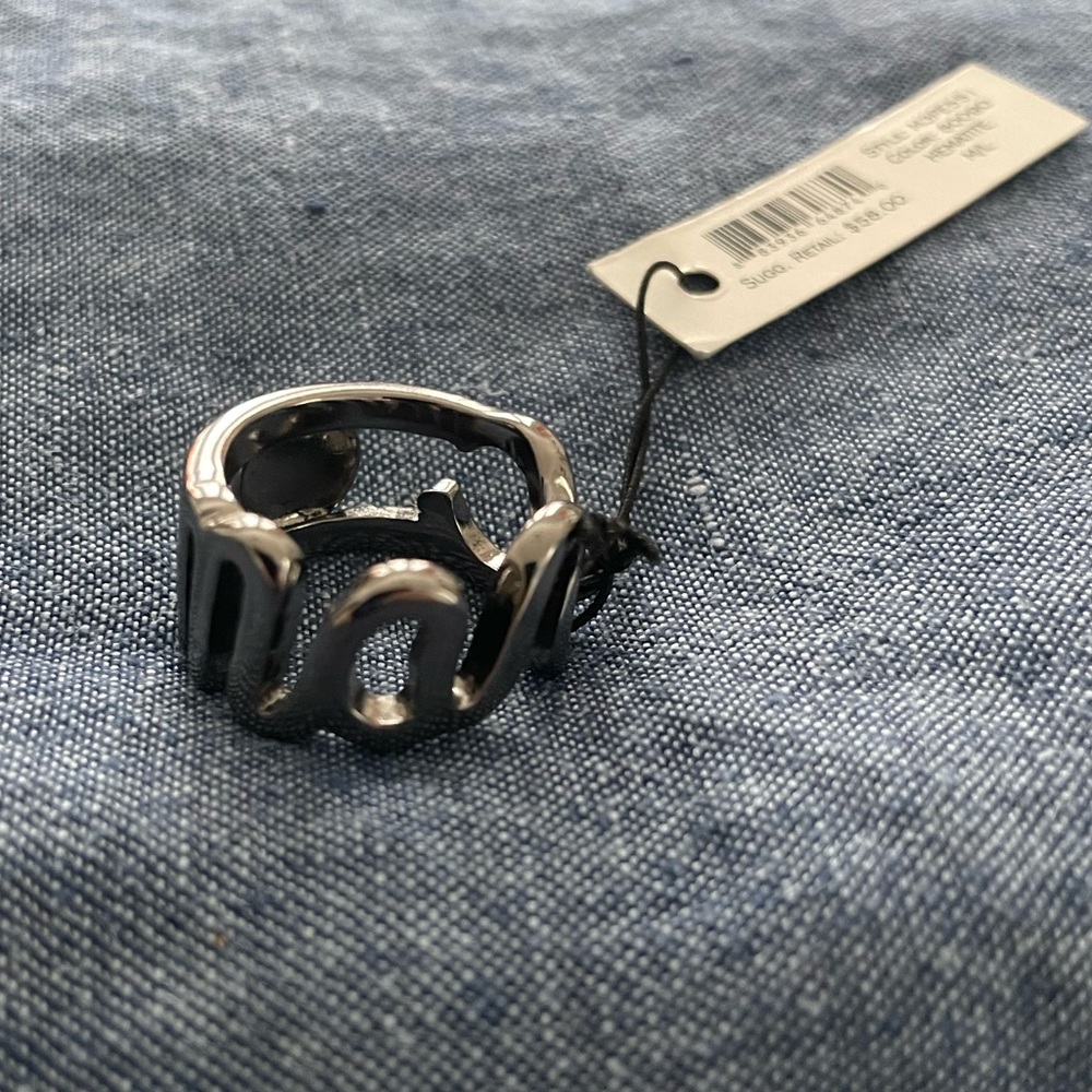 Marc Jacobs script ring size M/L NWT